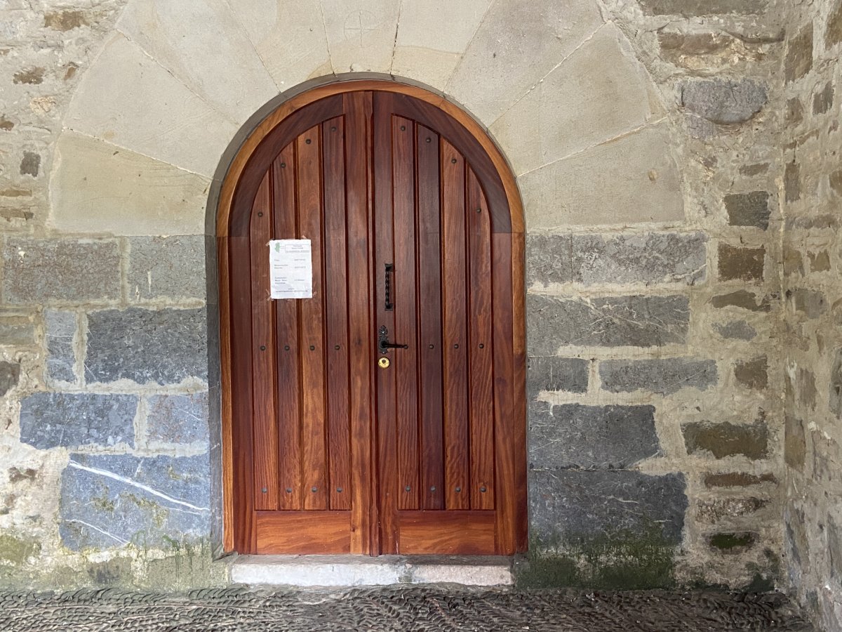 Olabarrietako Santo Tomás Apostoluaren Eliza. Zeberio (Elizondo)