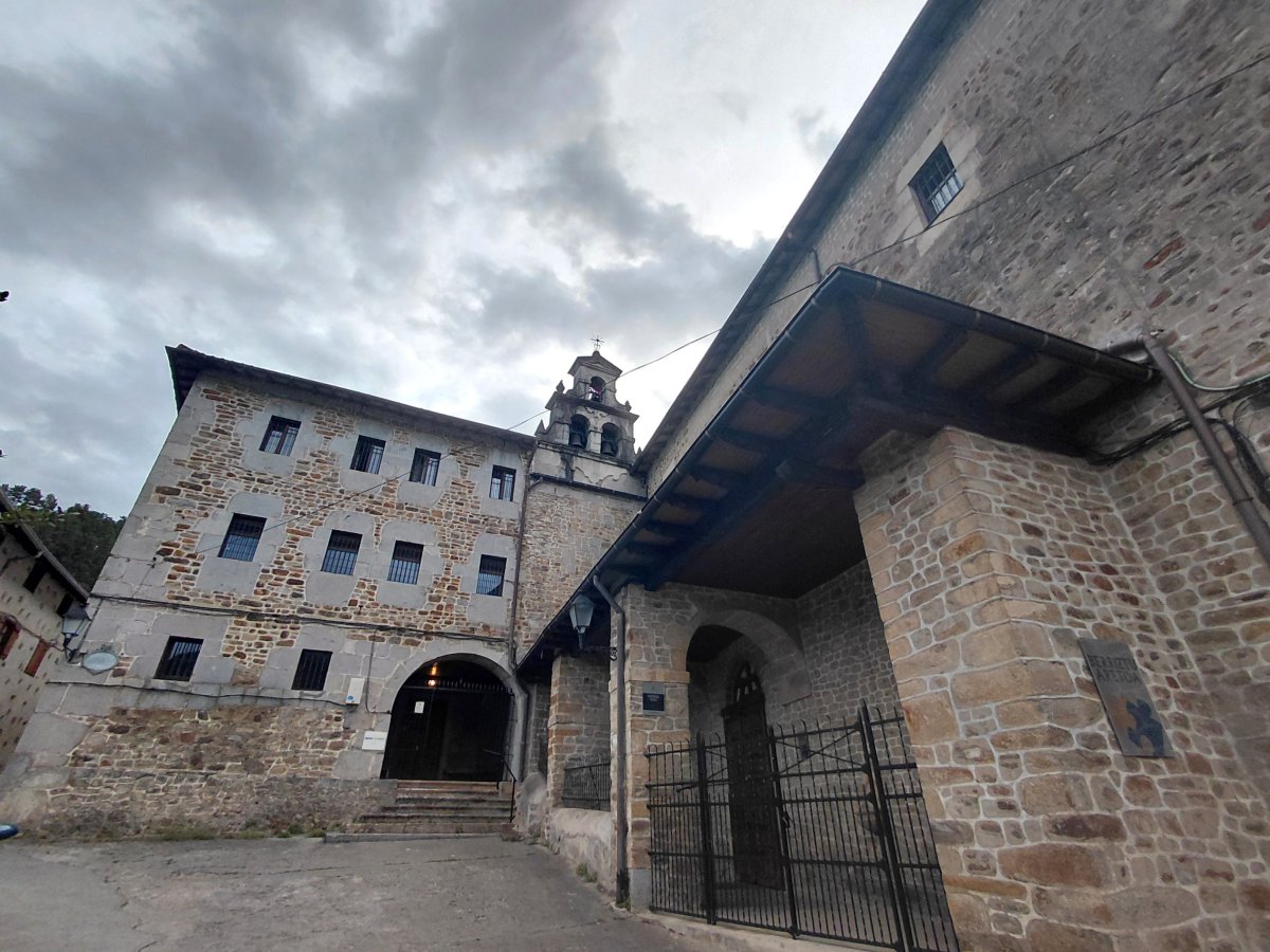 Santa Isabel Komentua. Areatza