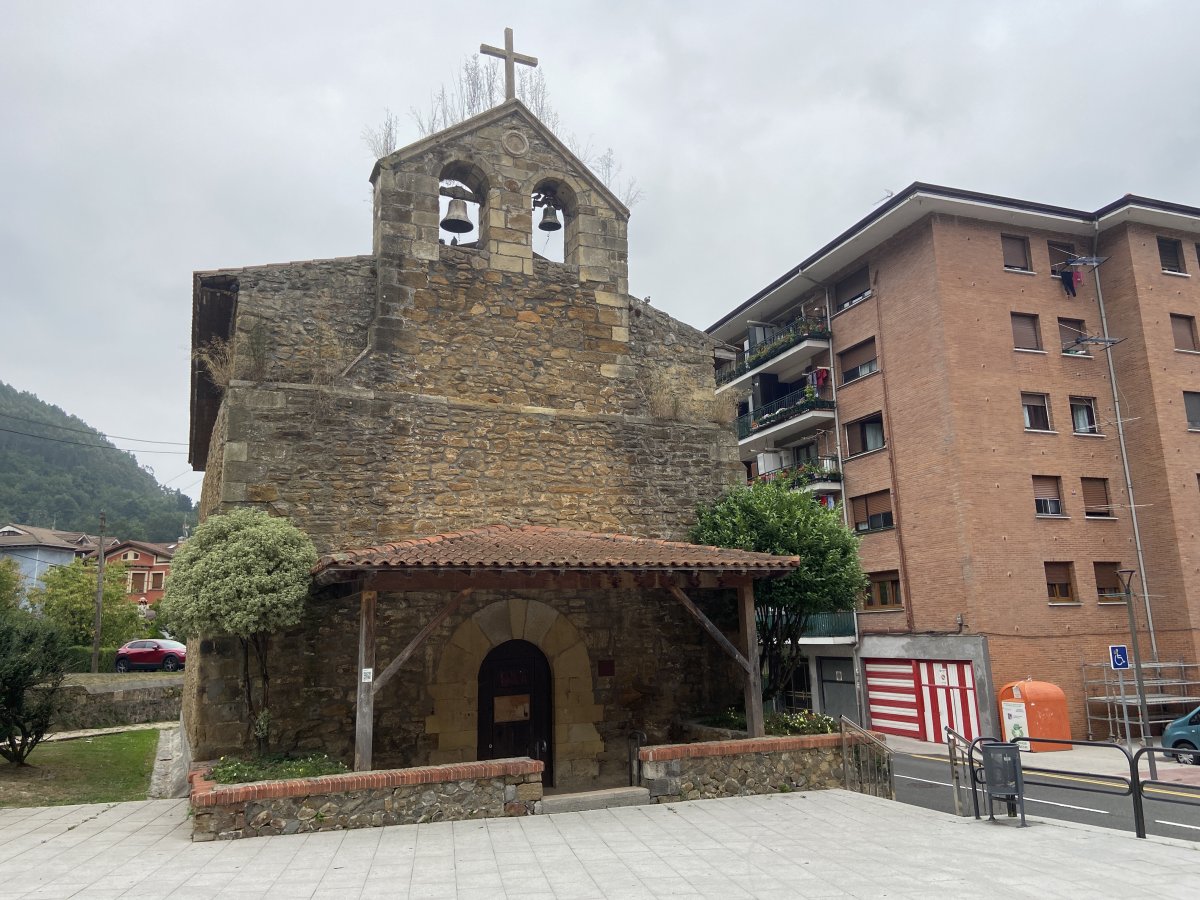 Irauregiko San Antolin Ermita. Alonsotegi
