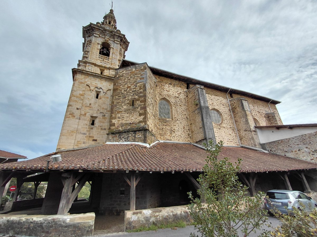 Olabarrietako Santo Tomás Apostoluaren Eliza. Zeberio (Elizondo)