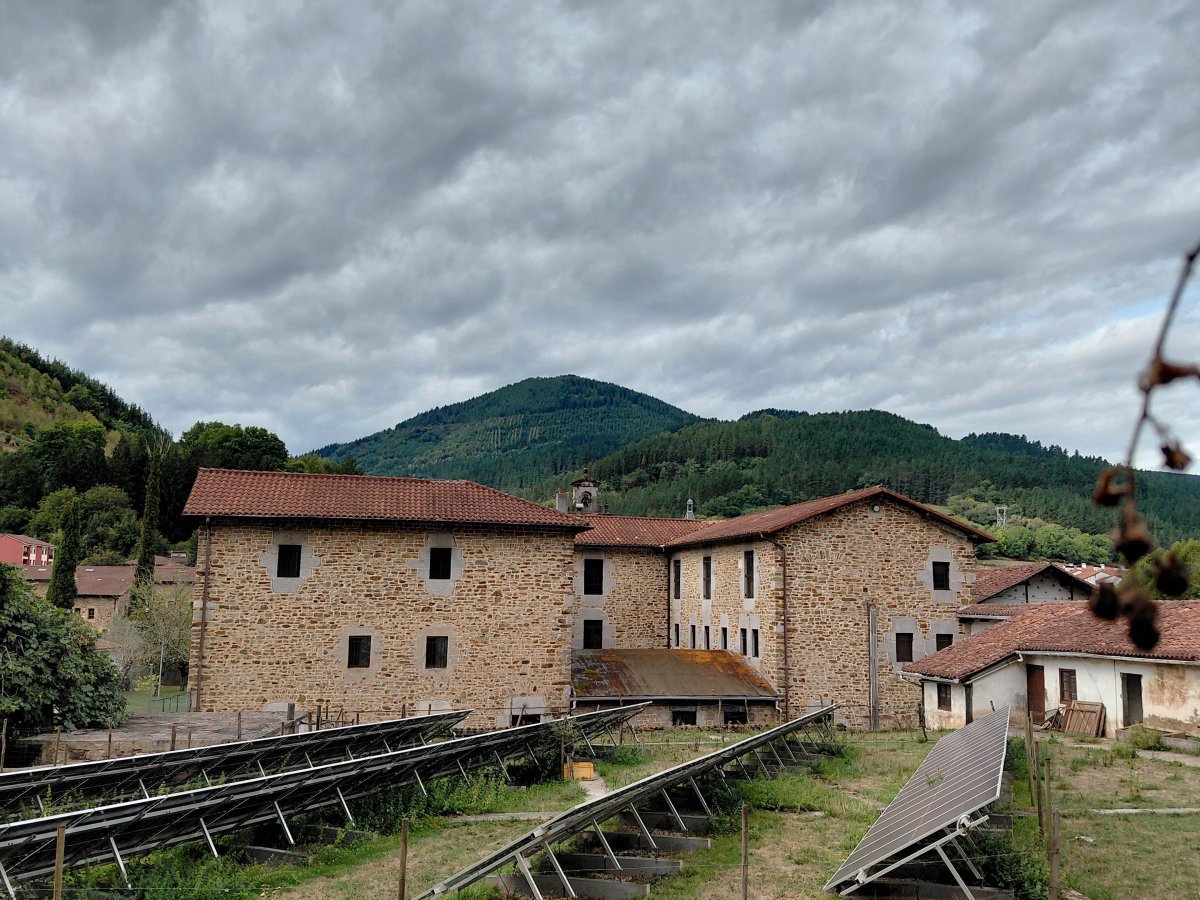 Santa Isabel Komentua. Areatza