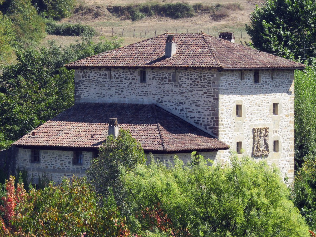 Zubiete dorretxea, Llanteno Aiara