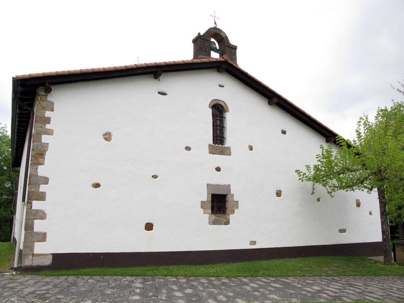 Lierniako Amabirjina Mutiloan