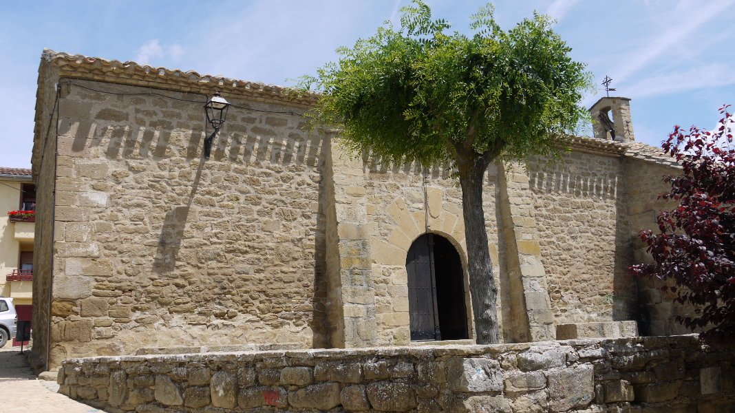 San Salbador baseliza Obanos aldean