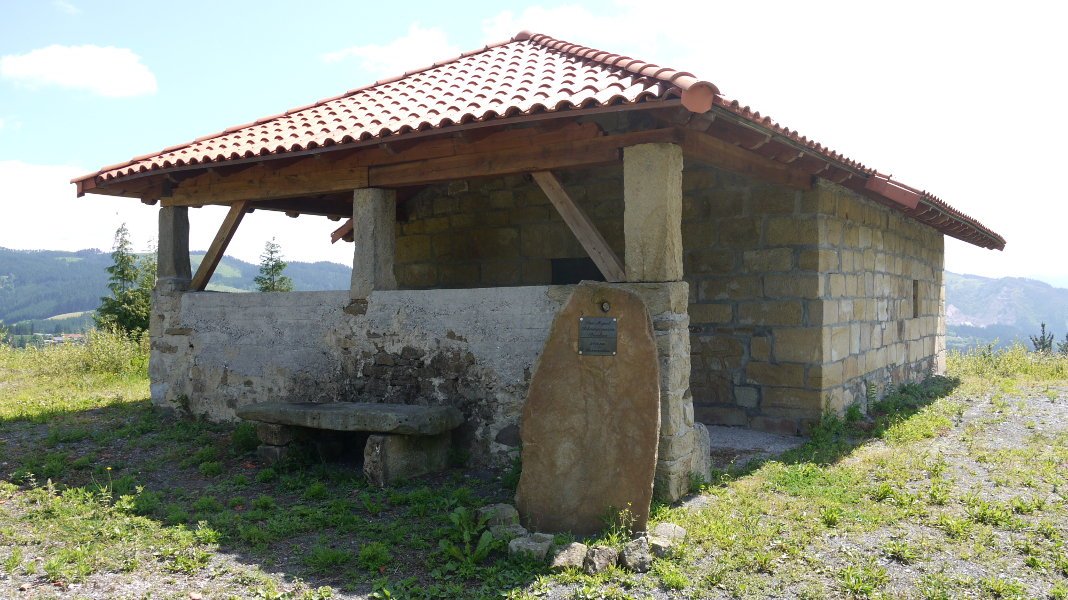 San Migel Txiki ermita Osma aldean