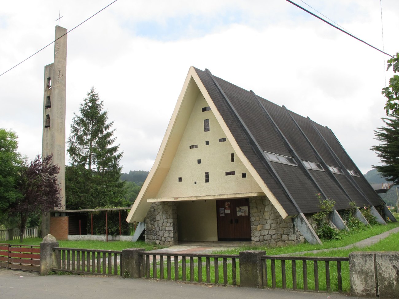 San Cosme ermita Bezi auzoan