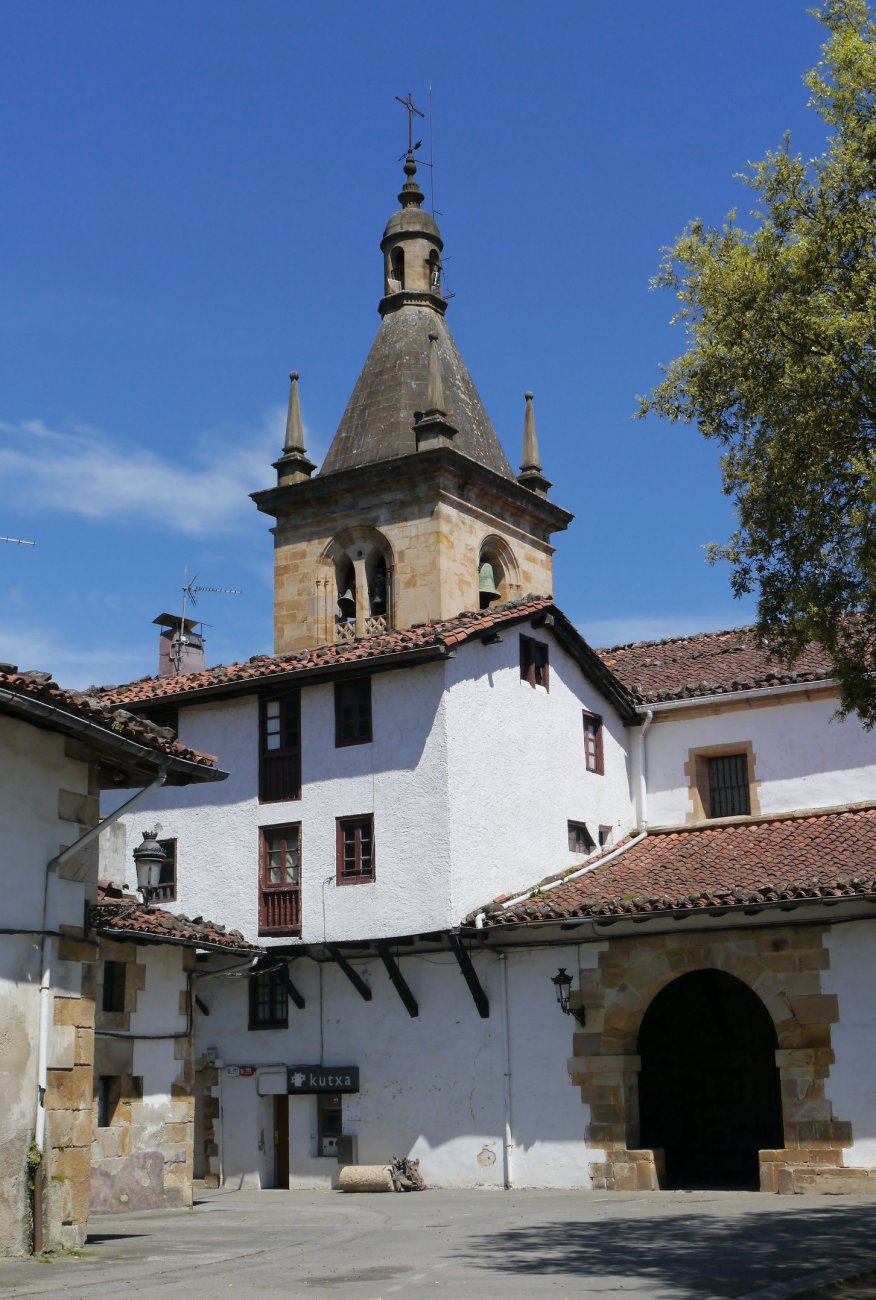 Andra Mari eliza, Zerain