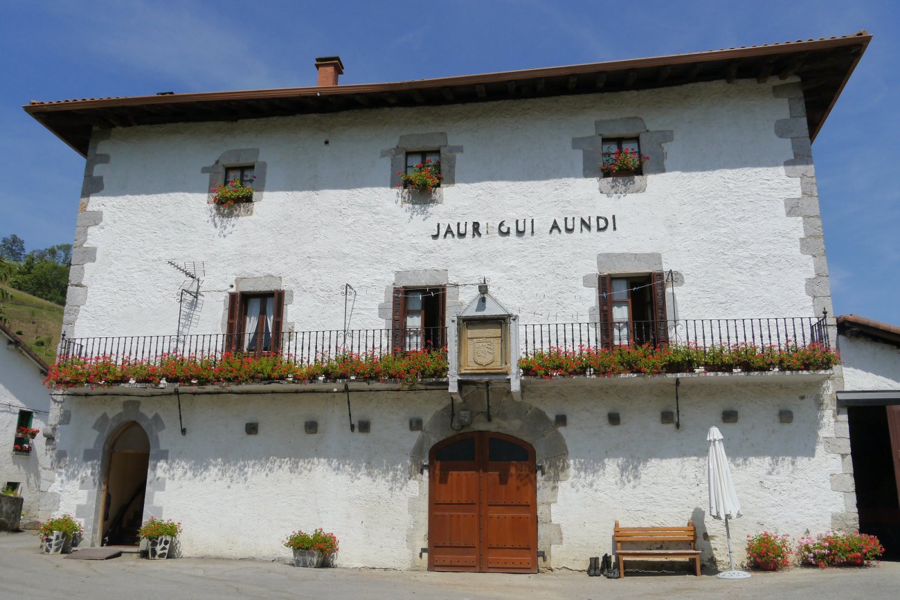 Jauregi-aundi etxea, Amezketa