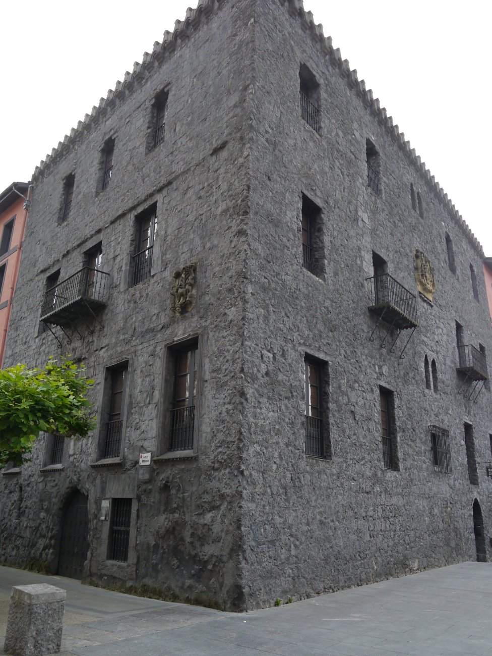 Idiakez jauregia, Azkoitia