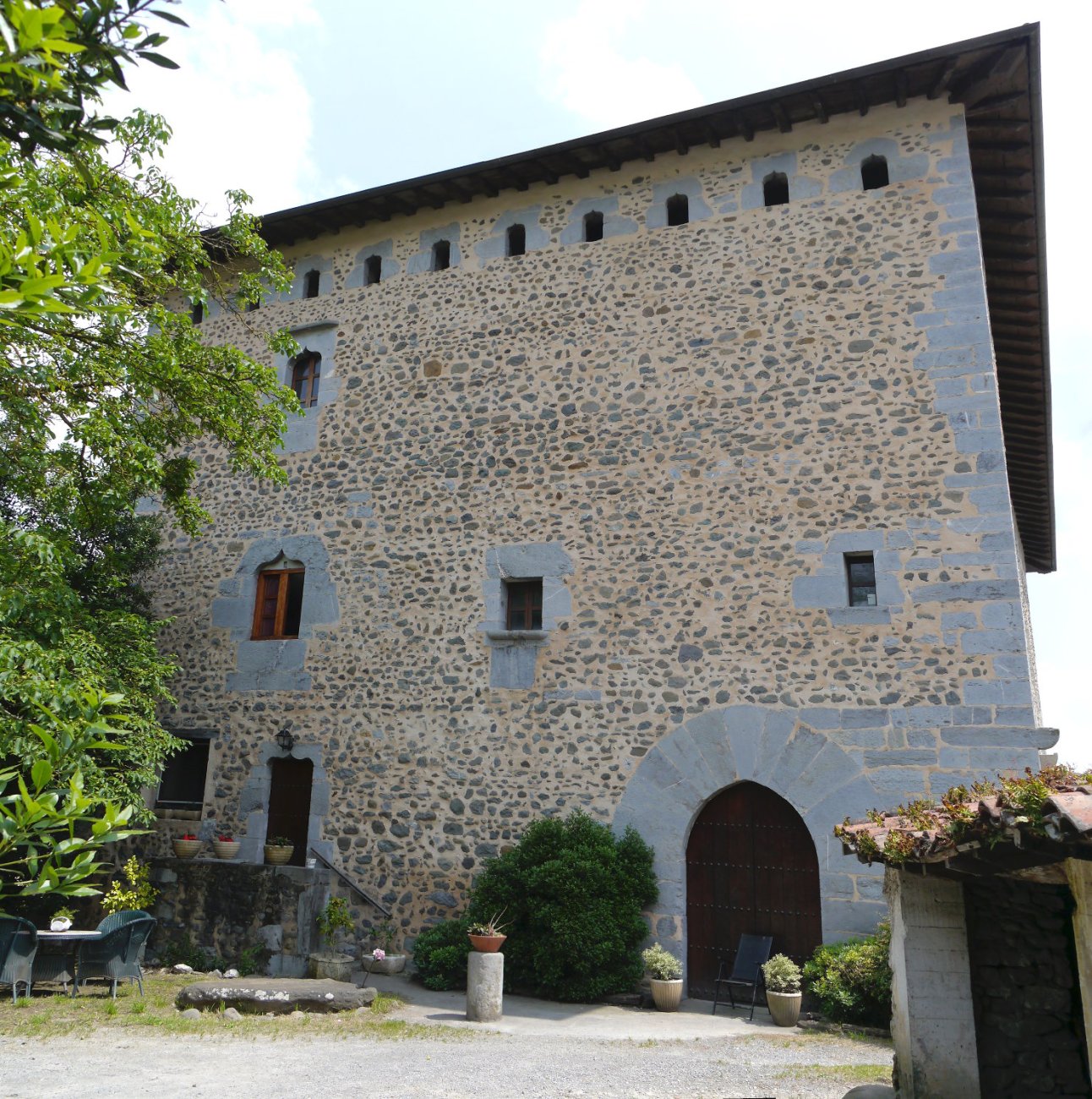 Isasaga jauregia, Azkoitia