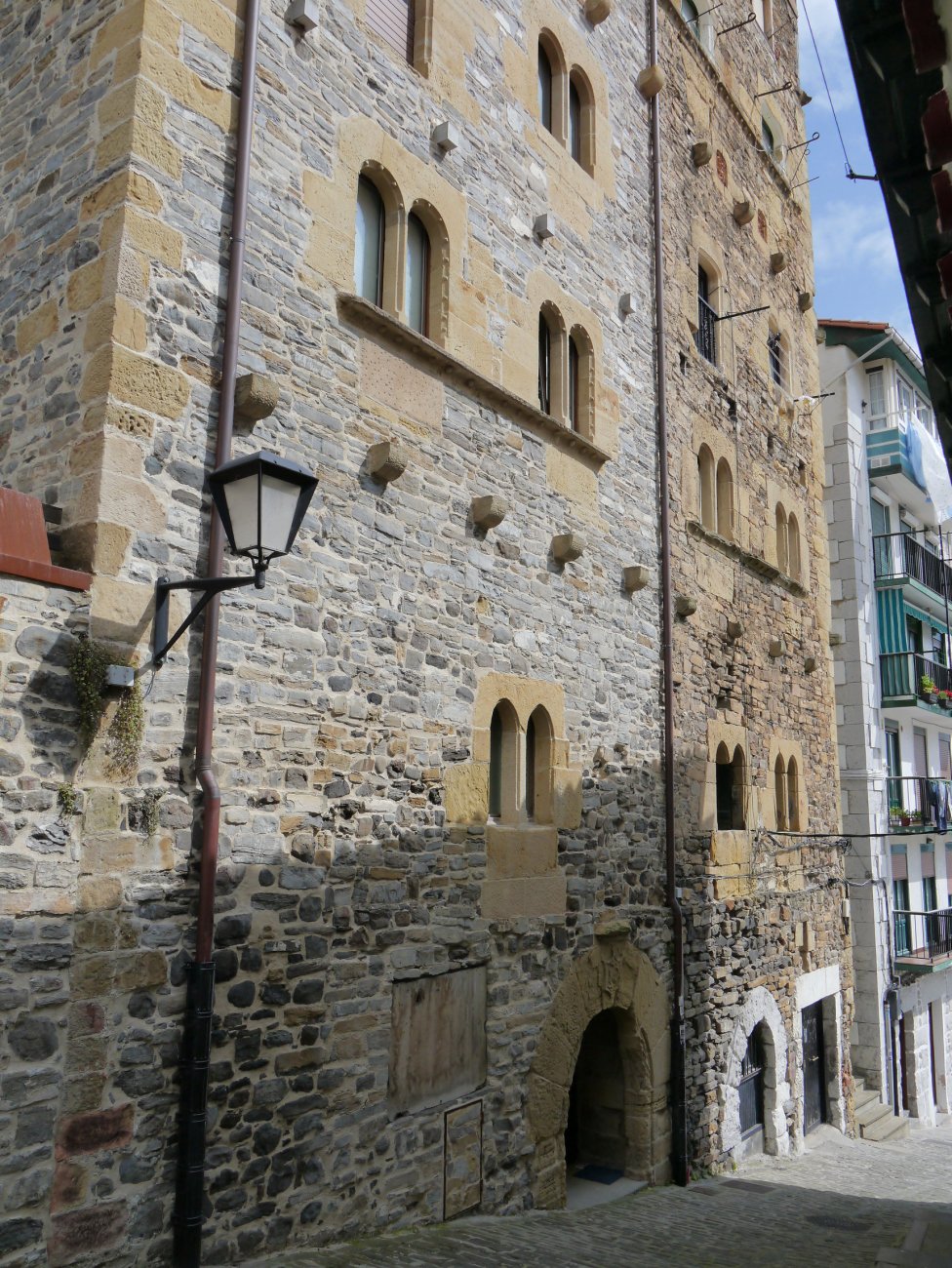 Berriatua dorretxea, Mutriku