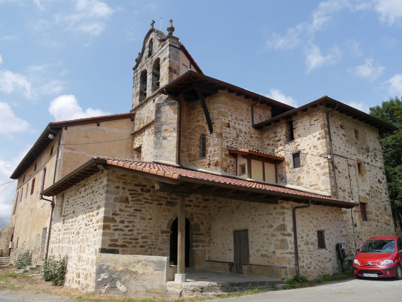 San Esteban eliza, Udala