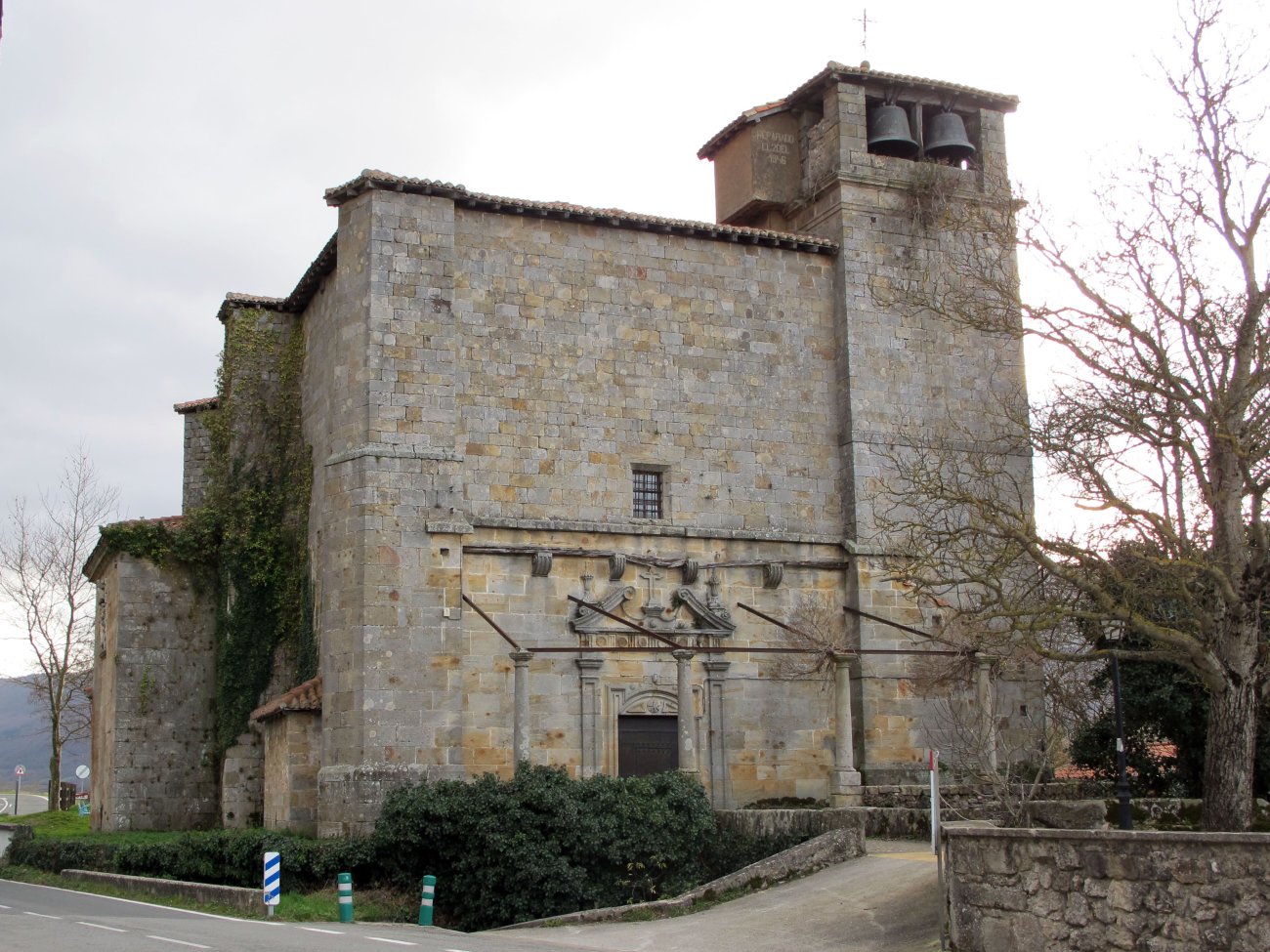 San Migel eliza, Ilarduia