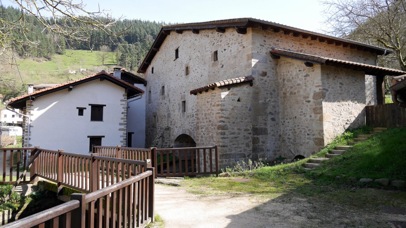 Larruntza burdinola, Ataun