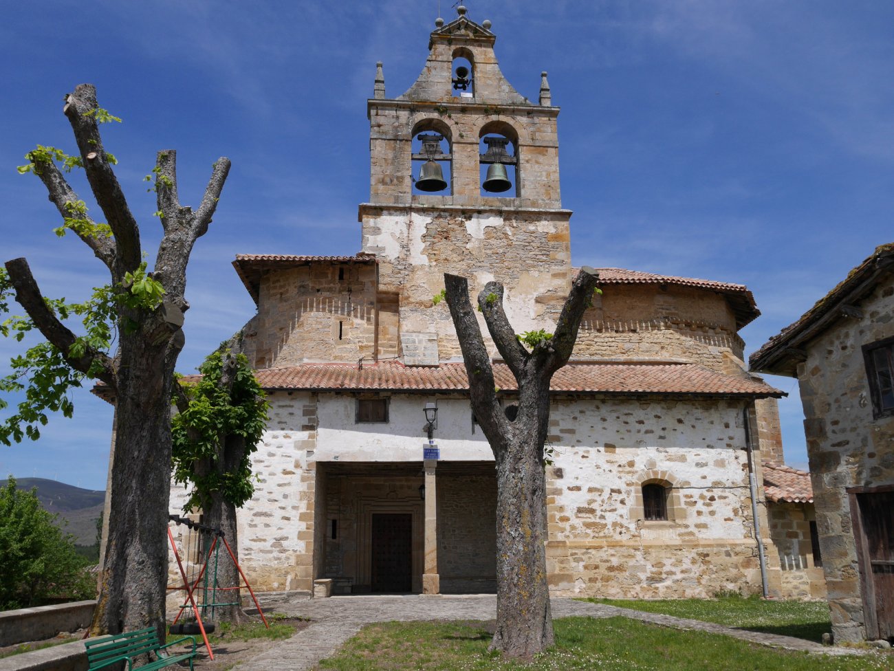 San Juan Bataiatzailea eliza, Axpuru