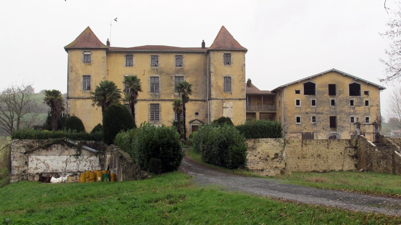 Garro jauregia, Lekorne