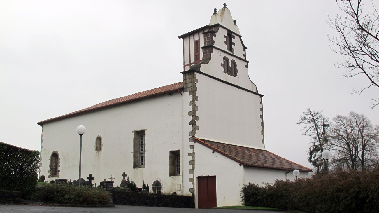 Saint Etienne eliza, Makea