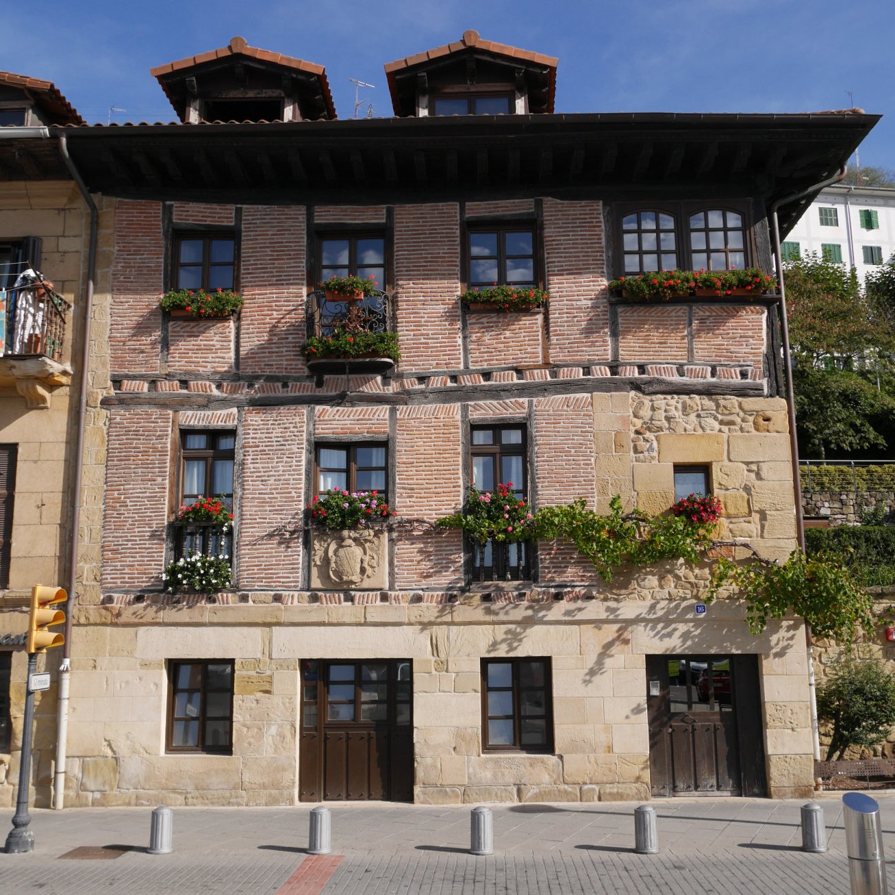 Platain etxea, Pasai Donibane