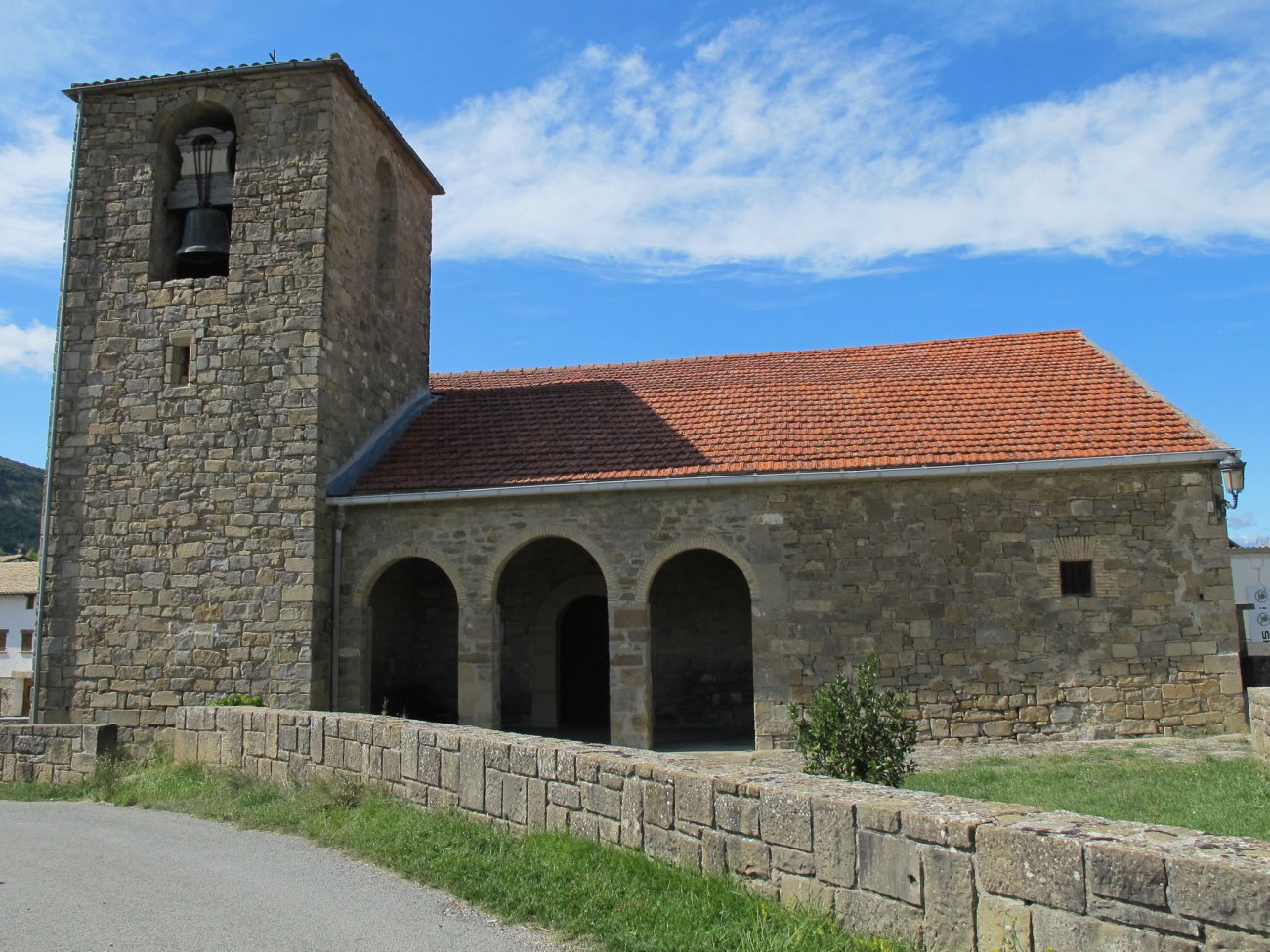 Asuncion eliza, Artaxo-Longida