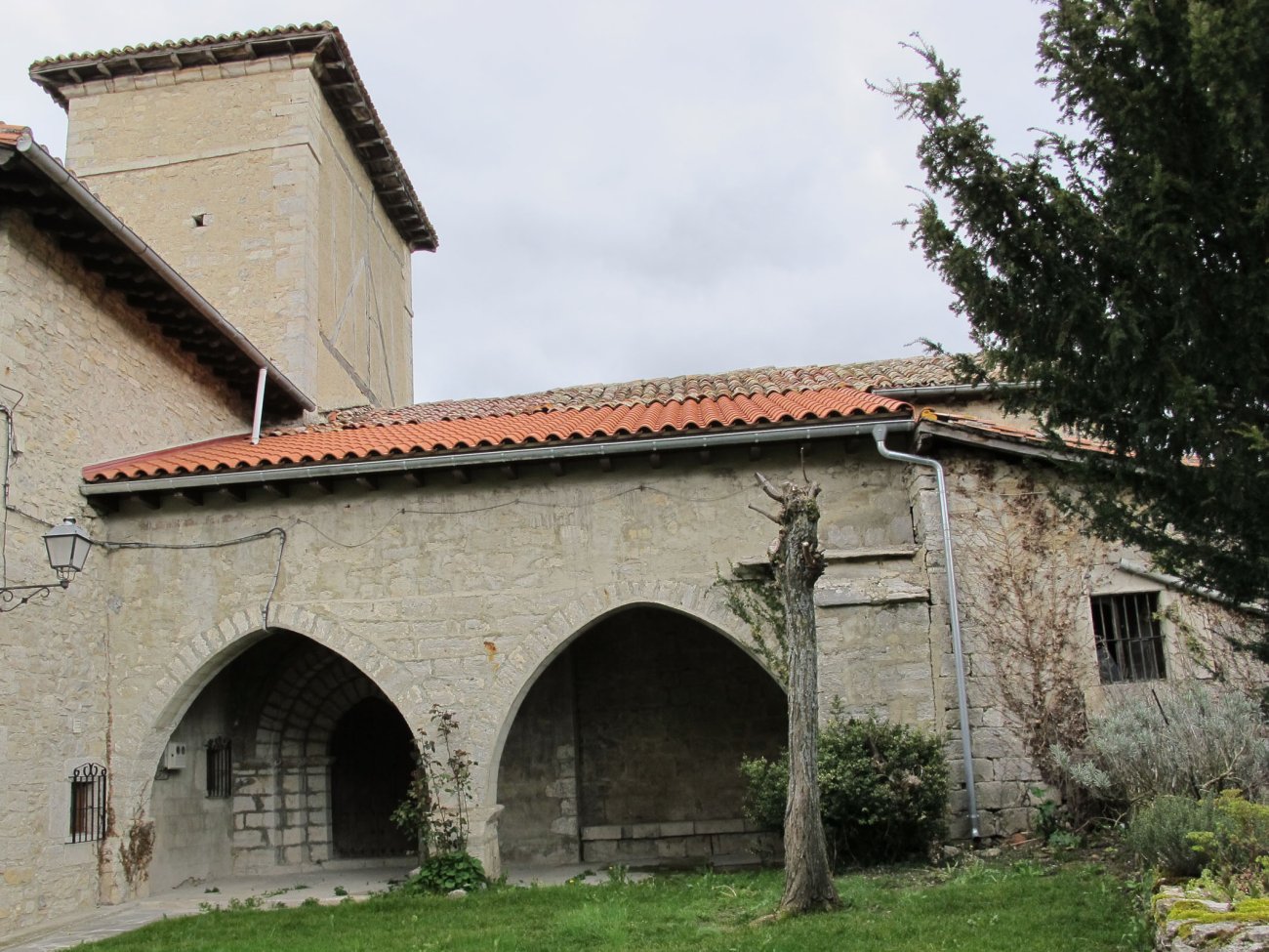 Santa Eulalia eliza, Beltzuntze-Txulapain