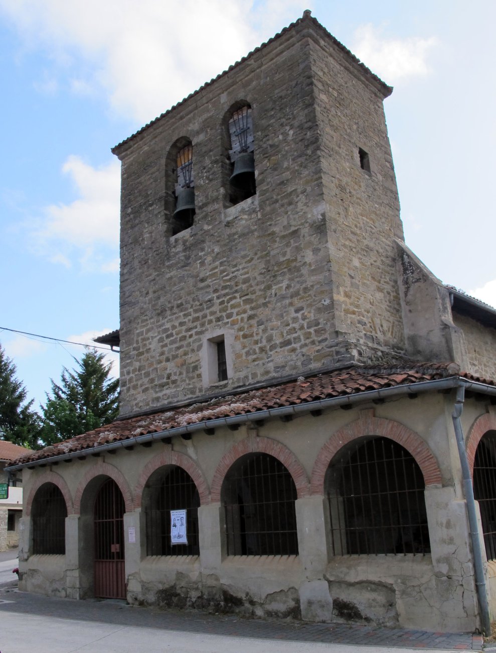 San Nikolas eliza, Larrasoaña-Esteribar