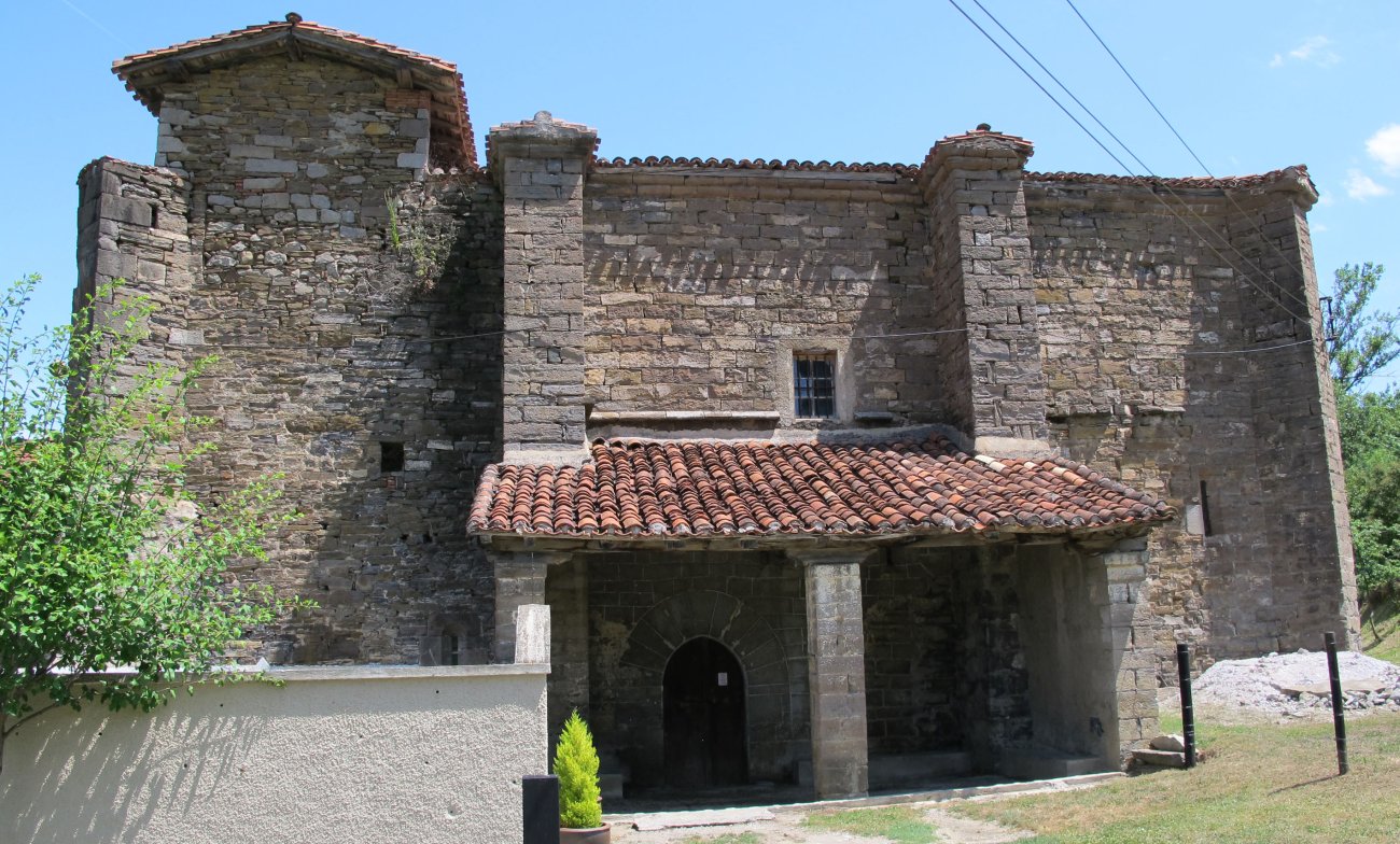 Santa Luzia eliza, Ezkirotz-Esteribar