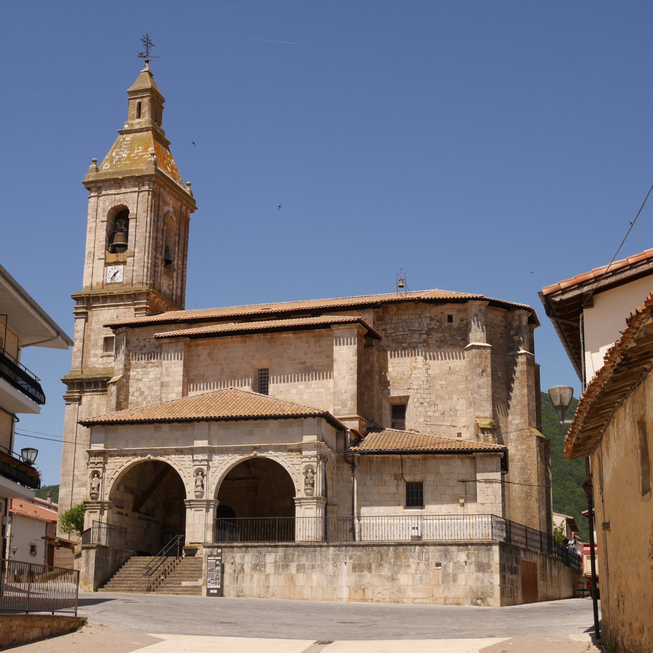 Eliza, Done Bikendi Harana