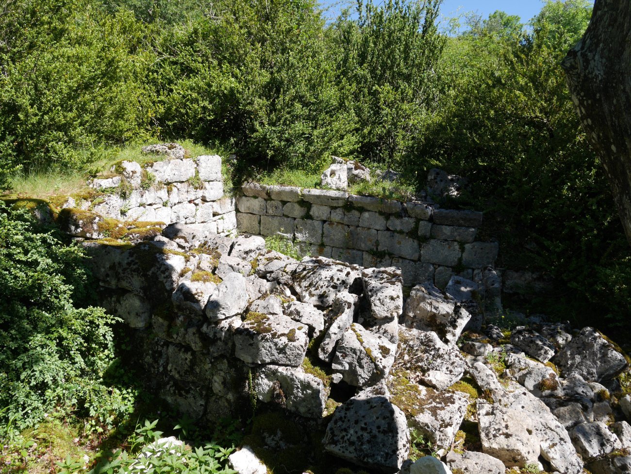 Madalen ermitaren hondakinak