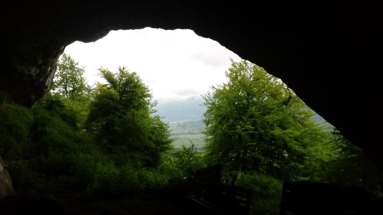 San Adrian haitzuloa