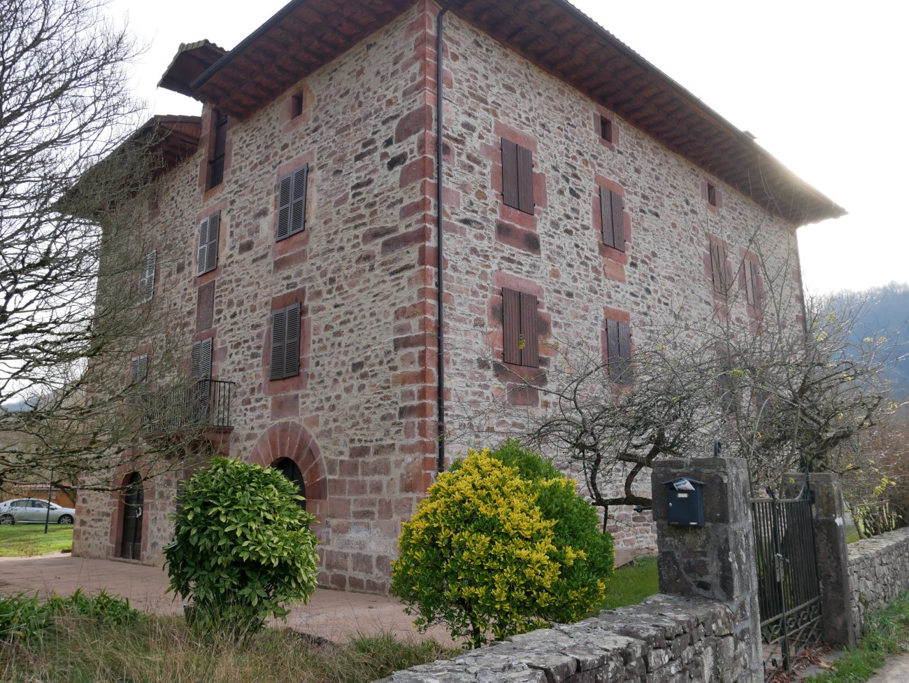 Oteitza jauregia, Doneztebe