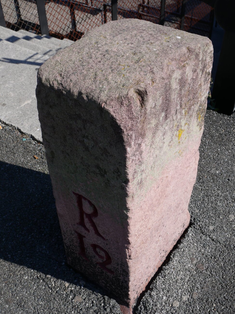 R12 mugarria Ibardinen