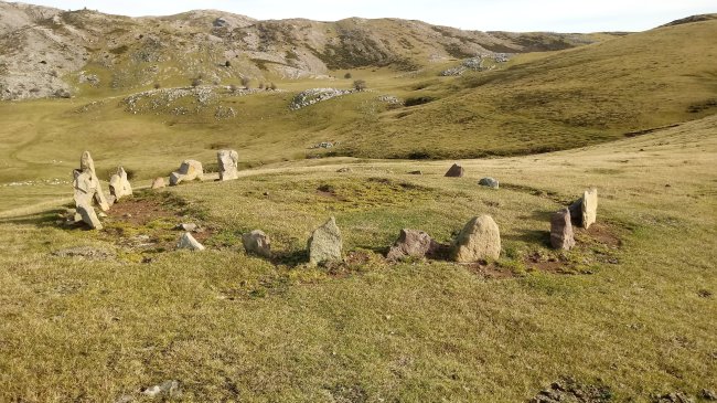 Beaskinarte harrespila 1